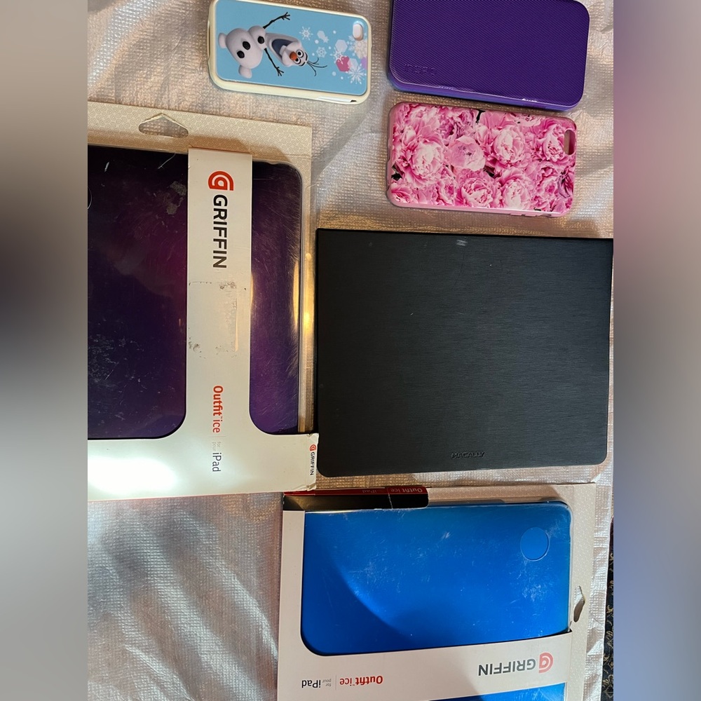 iPhone/Ipad Assorted Cases